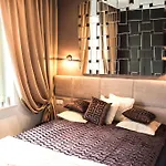 Platinum Apartment By Pla