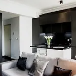 Platinum Apartment By Pla