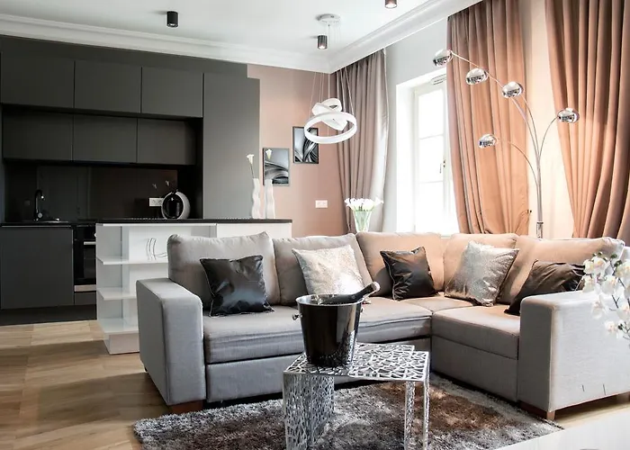 Platinum Apartment By Pla